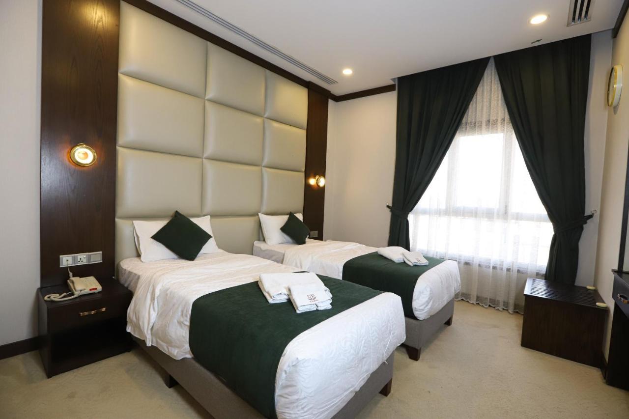 Paris Plaza Hotel เอร์เบล ภายนอก รูปภาพ