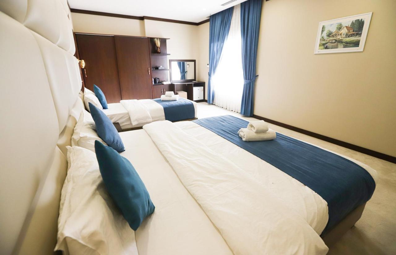 Paris Plaza Hotel เอร์เบล ภายนอก รูปภาพ