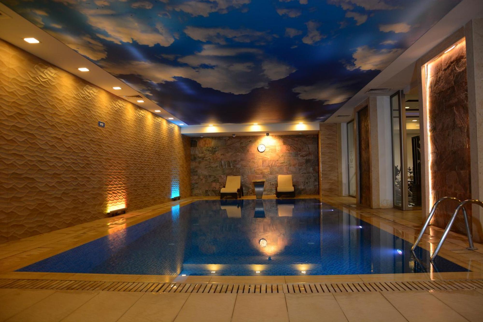 Paris Plaza Hotel เอร์เบล ภายนอก รูปภาพ