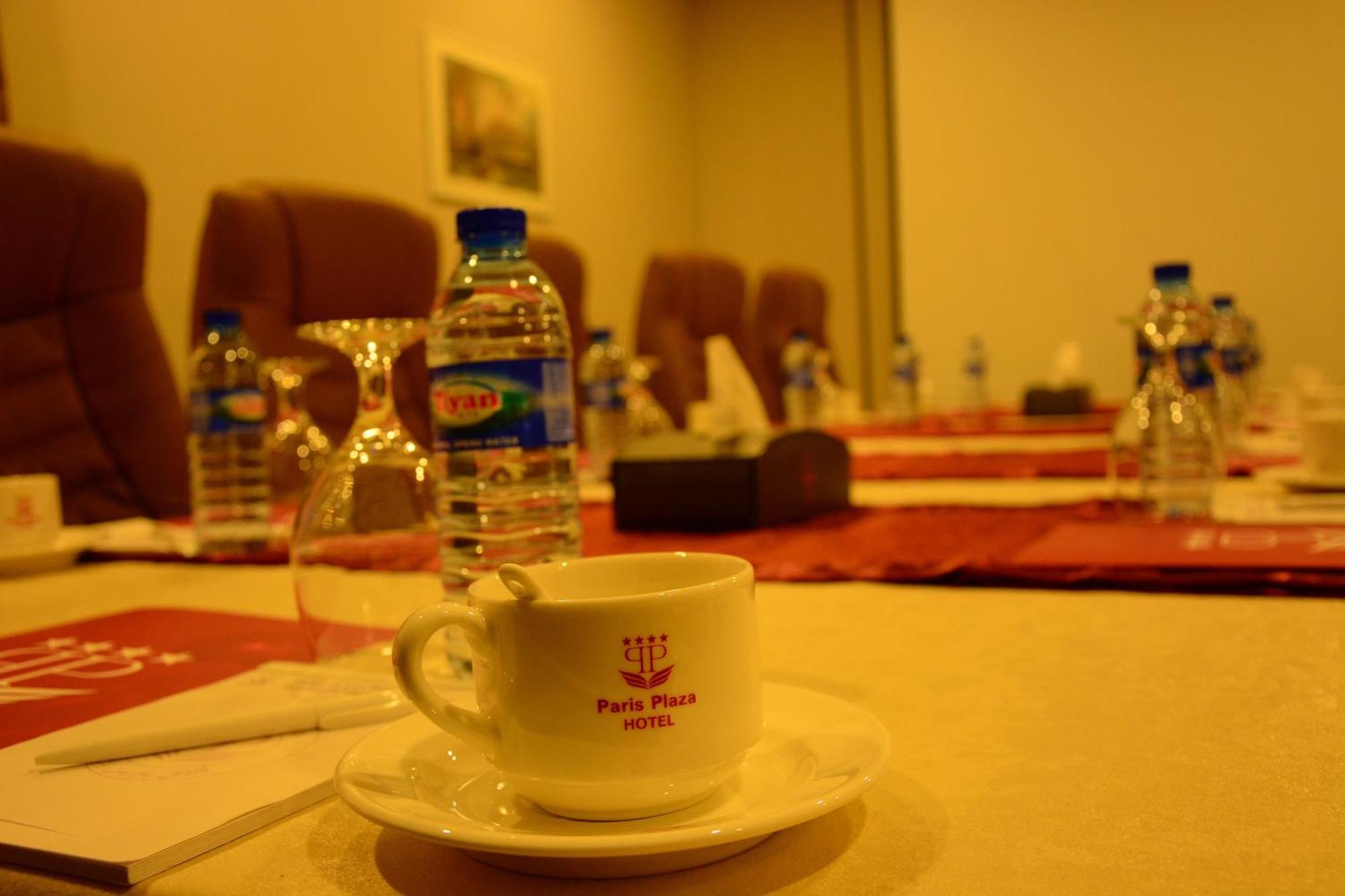 Paris Plaza Hotel เอร์เบล ภายนอก รูปภาพ